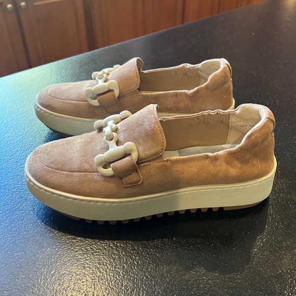 Dolce Vita sueded loafer, light brown, size 9 - Picture 2 of 7